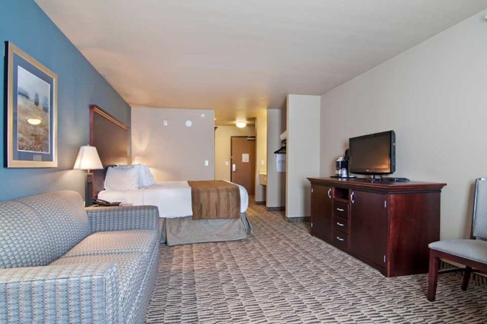 The Watford Hotel Watford City ภายนอก รูปภาพ