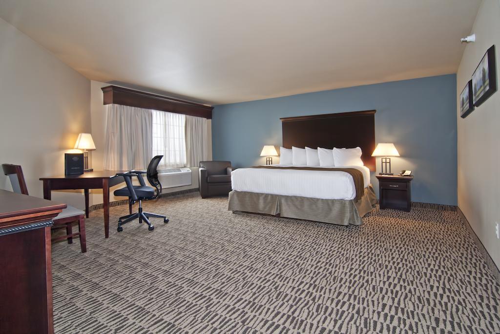 The Watford Hotel Watford City ภายนอก รูปภาพ