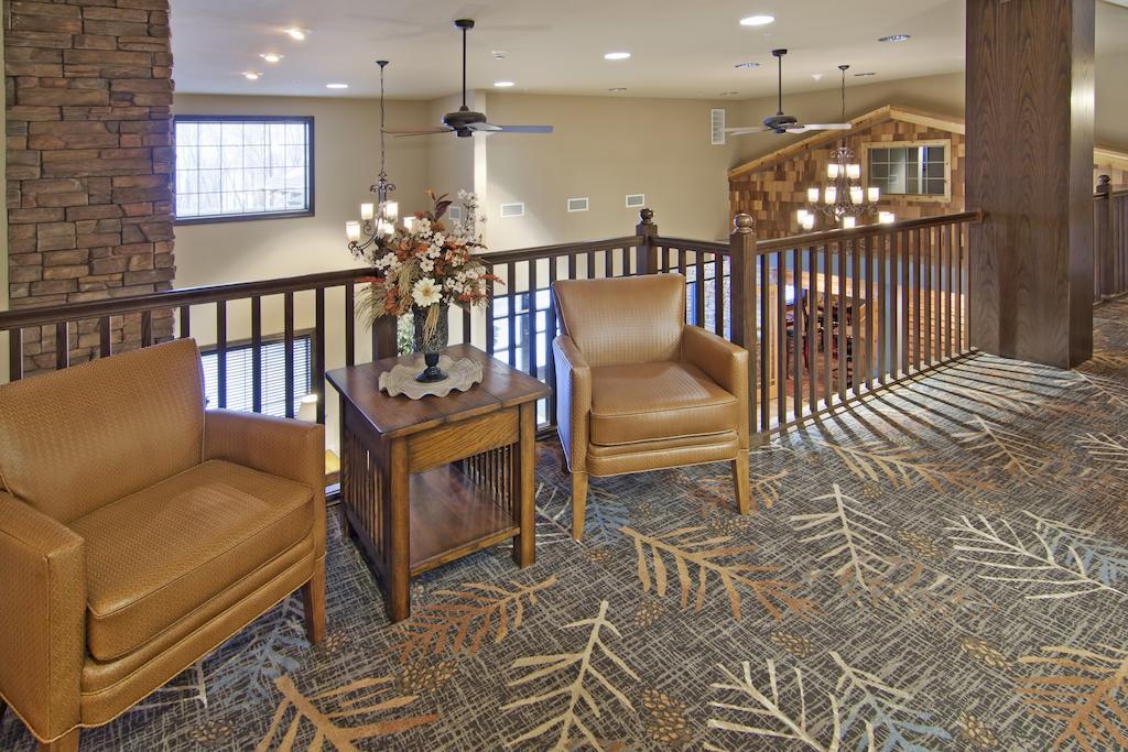 The Watford Hotel Watford City ภายนอก รูปภาพ
